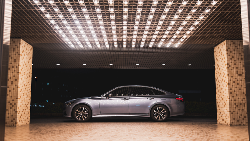 Illustration for article titled The 2019 Toyota Crown Is the RWD Japanese Luxury Cruiser the Avalon Should’ve Been